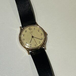 Timex Mens Vintage 80s Q Watch New Battery Gold Tone Vintage